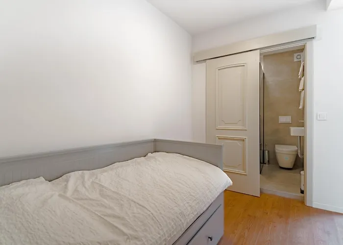 Upper Town Rooms